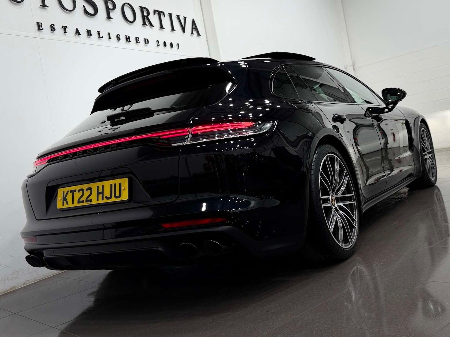 Used Porsche Panamera 2022 for sale - 77833940: Photo 30