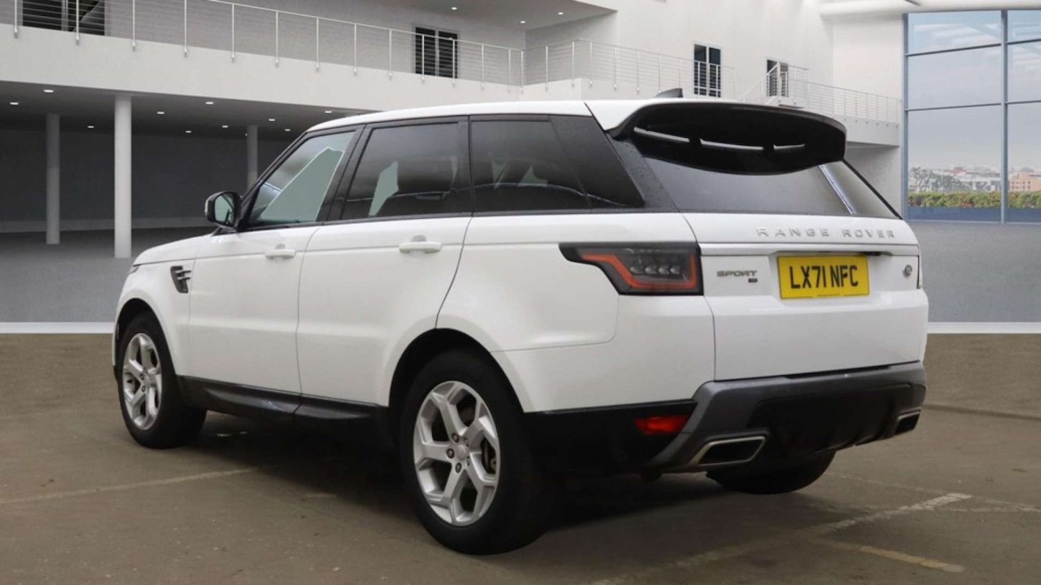Used Land Rover Range Rover Sport 2021 for sale - 76422532: Photo 3