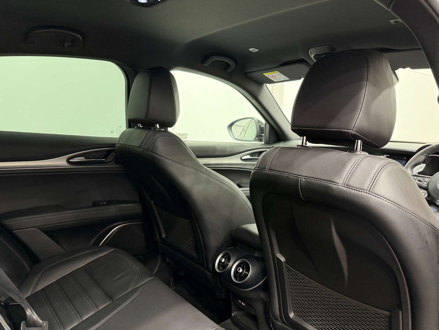 Used Alfa Romeo Stelvio 2023 for sale - 76618159: Photo 18