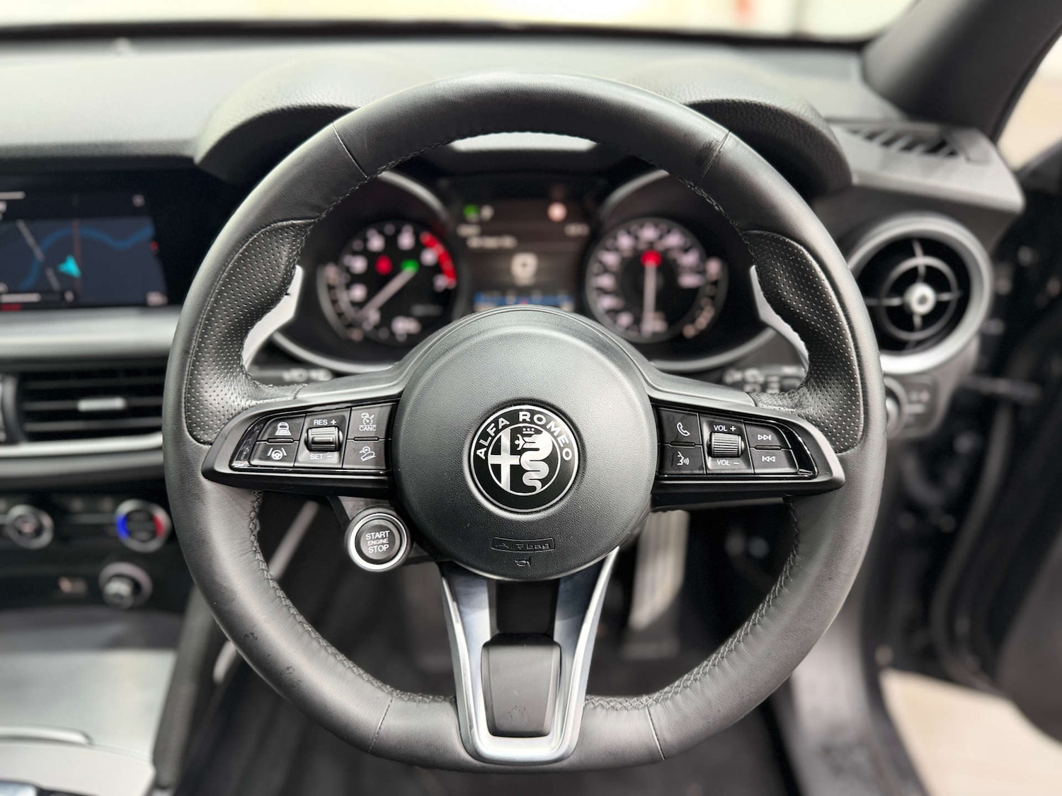 Used Alfa Romeo Stelvio 2023 for sale - 76618159: Photo 23