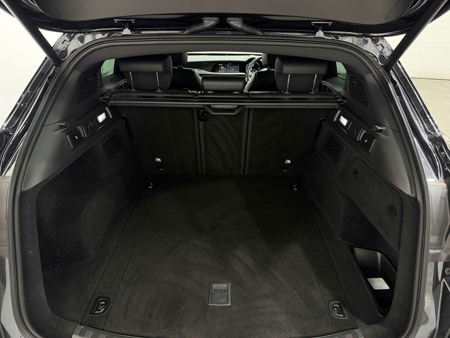 Used Alfa Romeo Stelvio 2023 for sale - 76618159: Photo 28