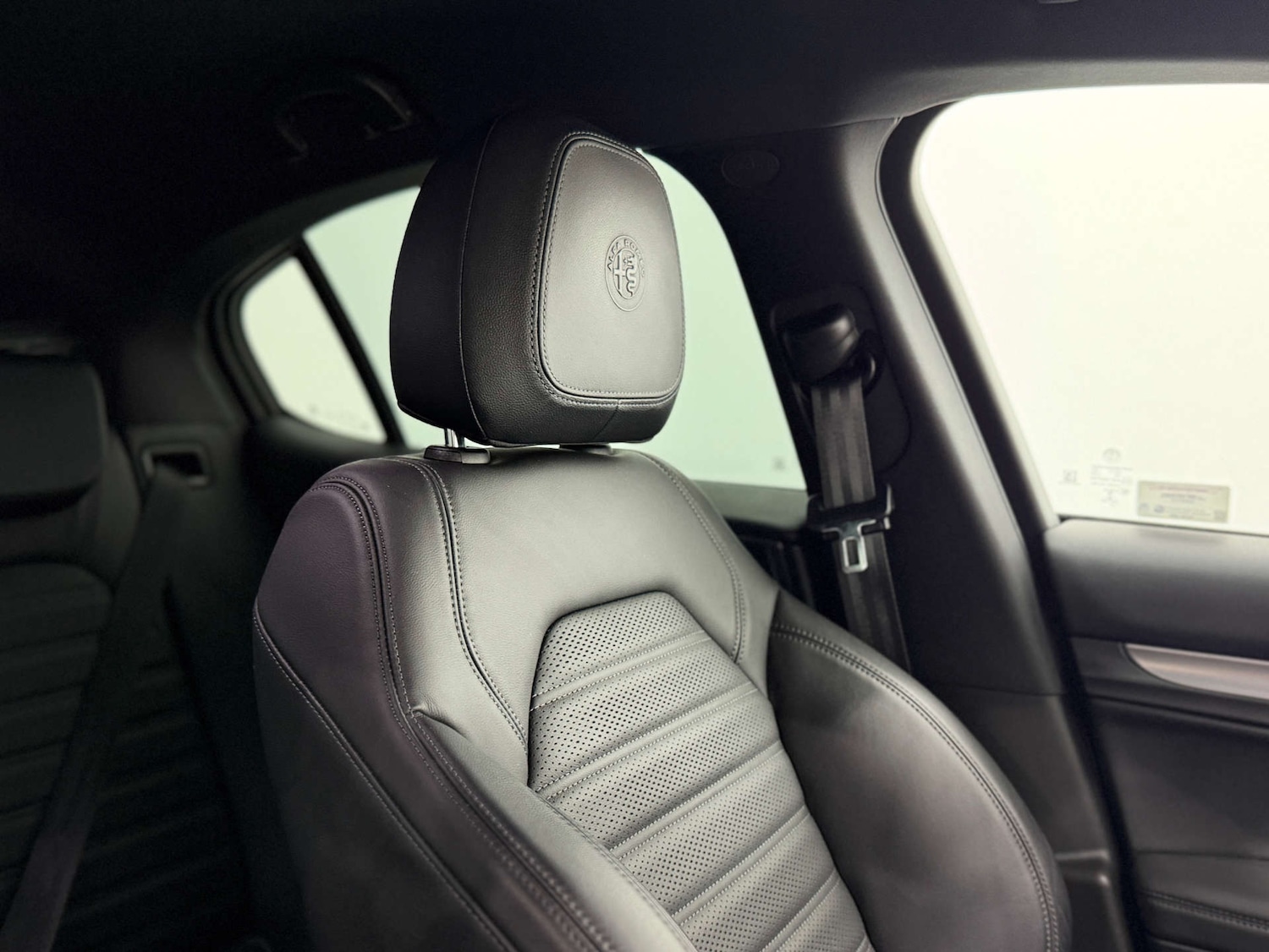 Used Alfa Romeo Stelvio 2023 for sale - 76618159: Photo 35