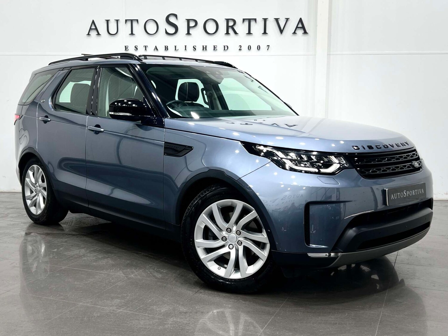 Used Land Rover Discovery 2018 for sale - 77403465: Photo 1