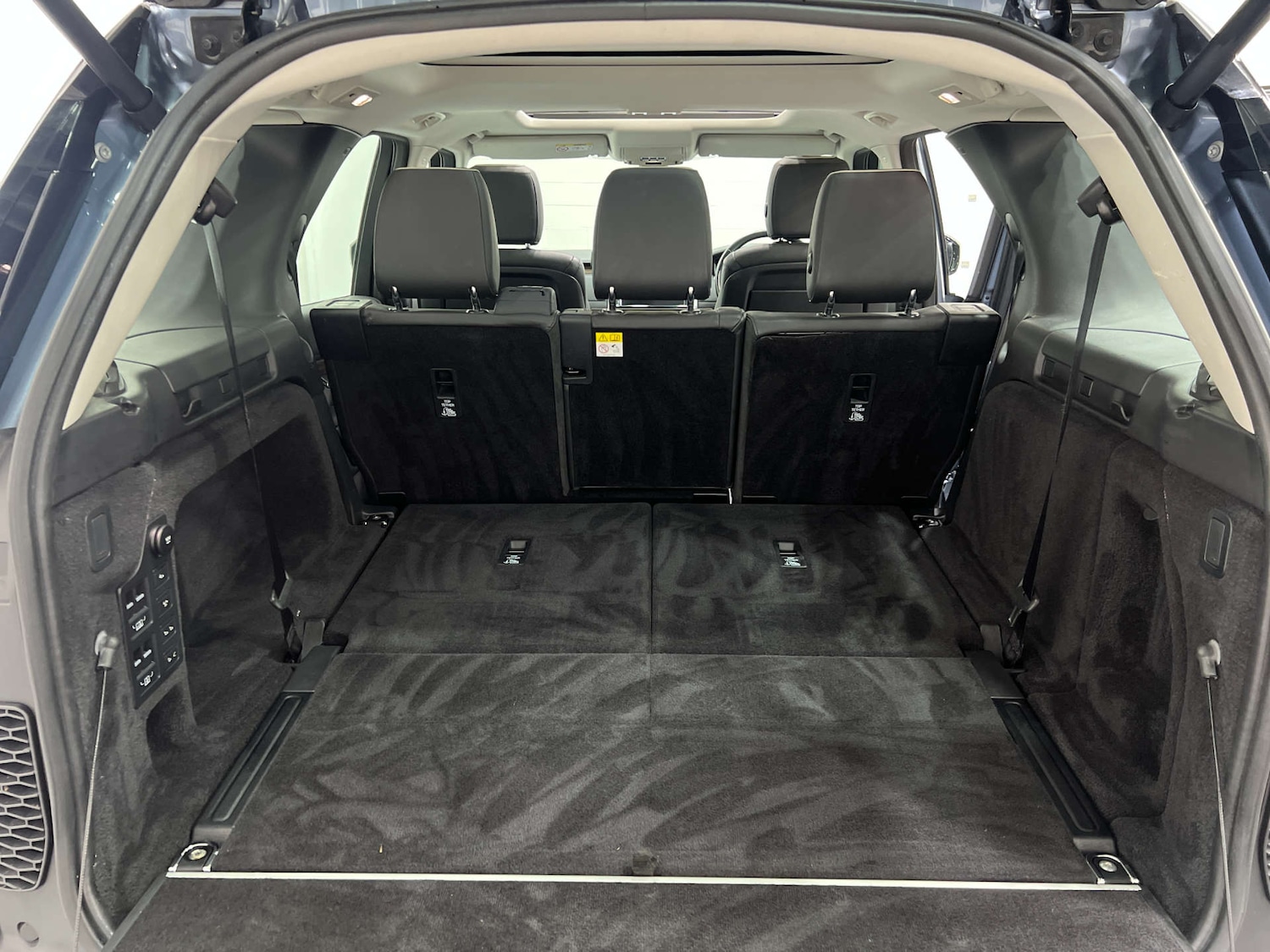 Used Land Rover Discovery 2018 for sale - 77403465: Photo 24