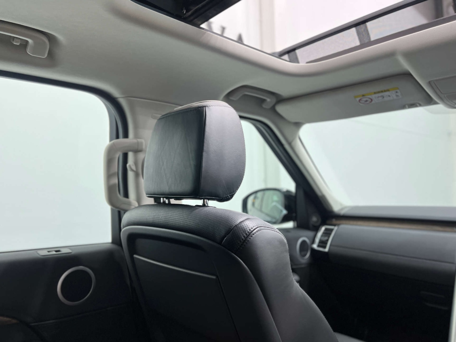 Used Land Rover Discovery 2018 for sale - 77403465: Photo 39