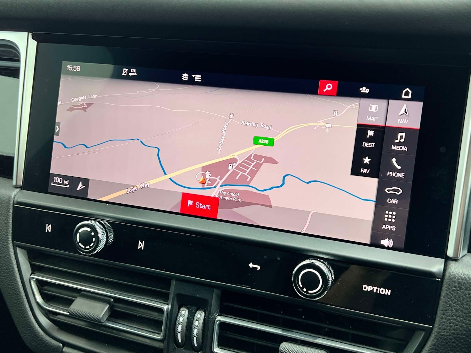 Used Porsche Macan 2022 for sale - 77833845: Photo 41