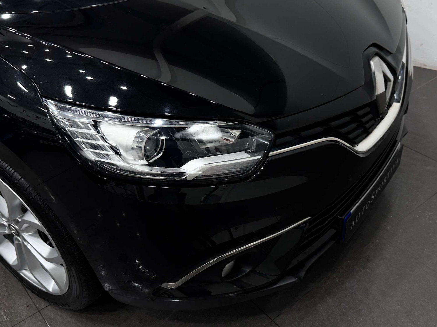 Used Renault Scenic 2018 for sale - 77227821: Photo 27