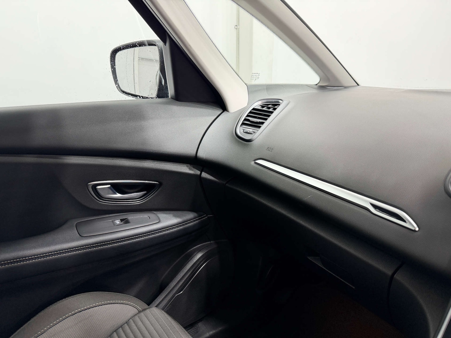 Used Renault Scenic 2018 for sale - 77227821: Photo 30