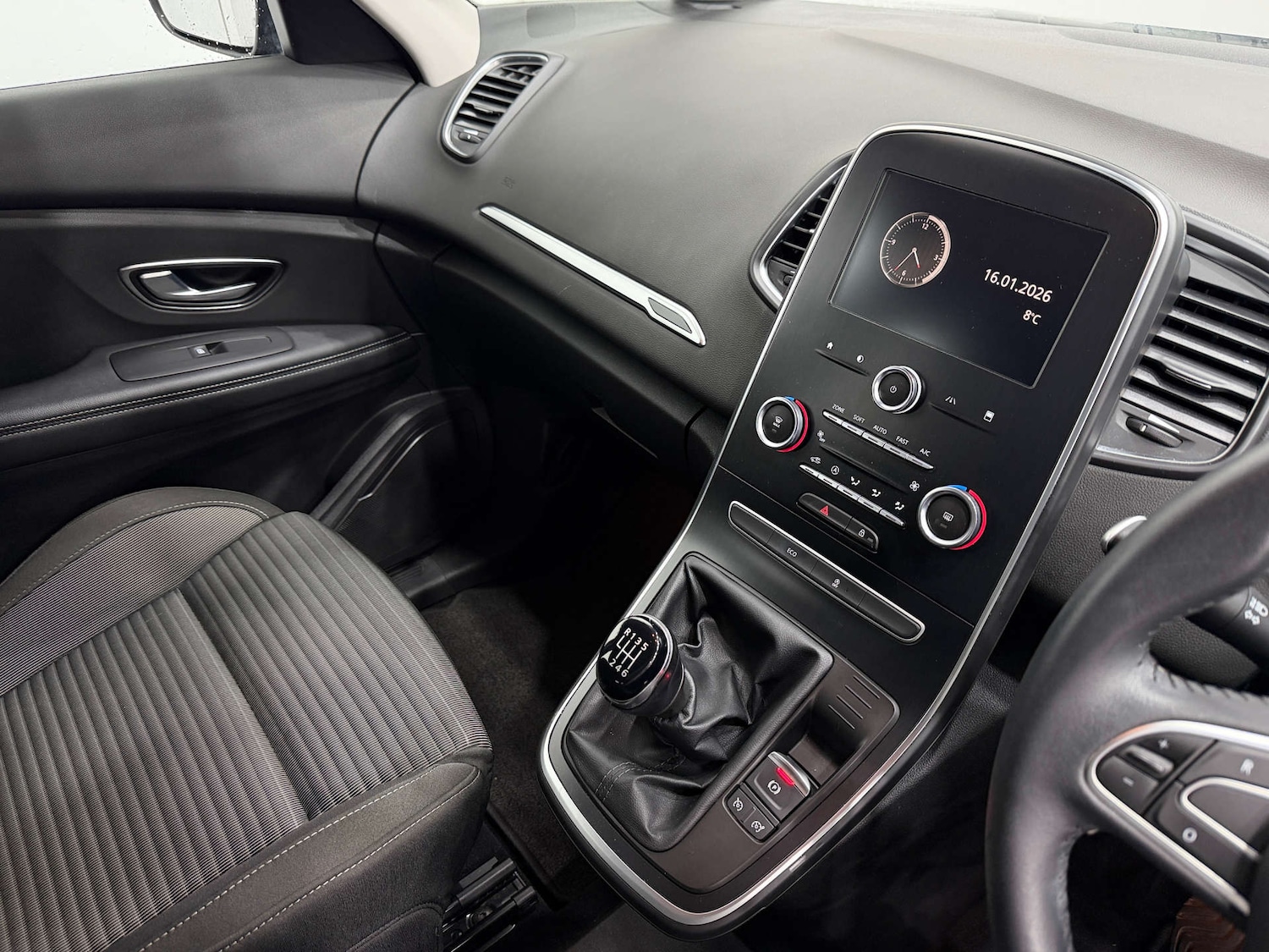 Used Renault Scenic 2018 for sale - 77227821: Photo 33