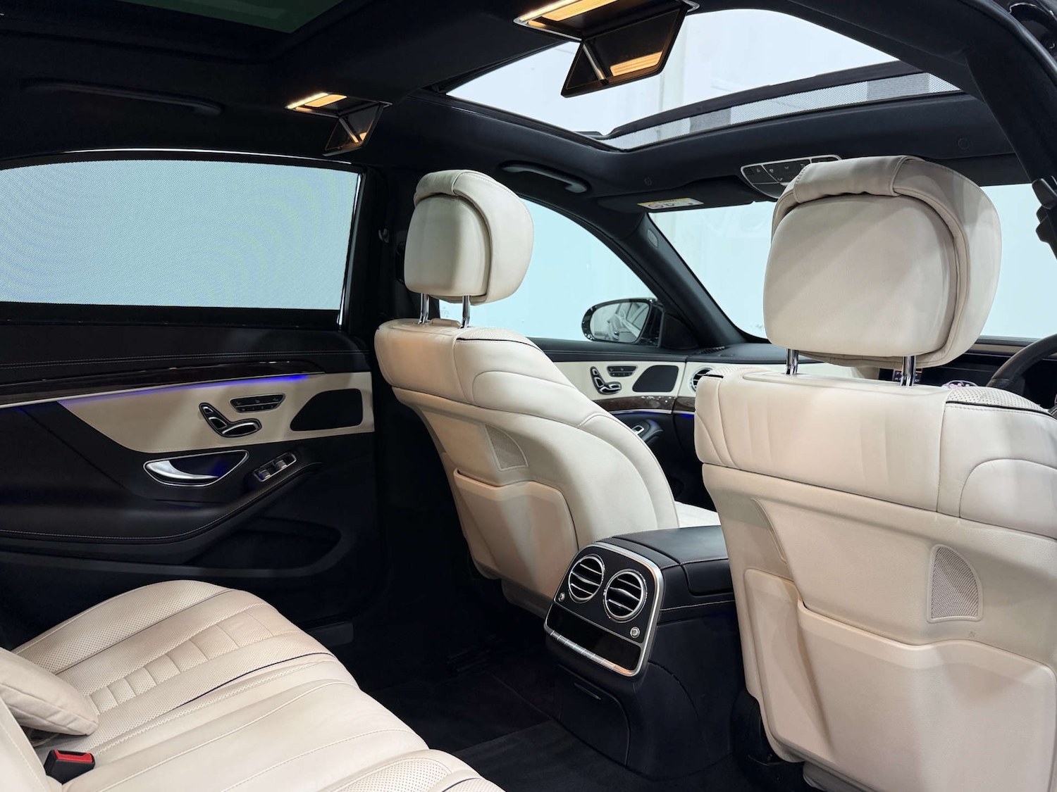 Used Mercedes-Benz S Class 2017 for sale - 77946343: Photo 23