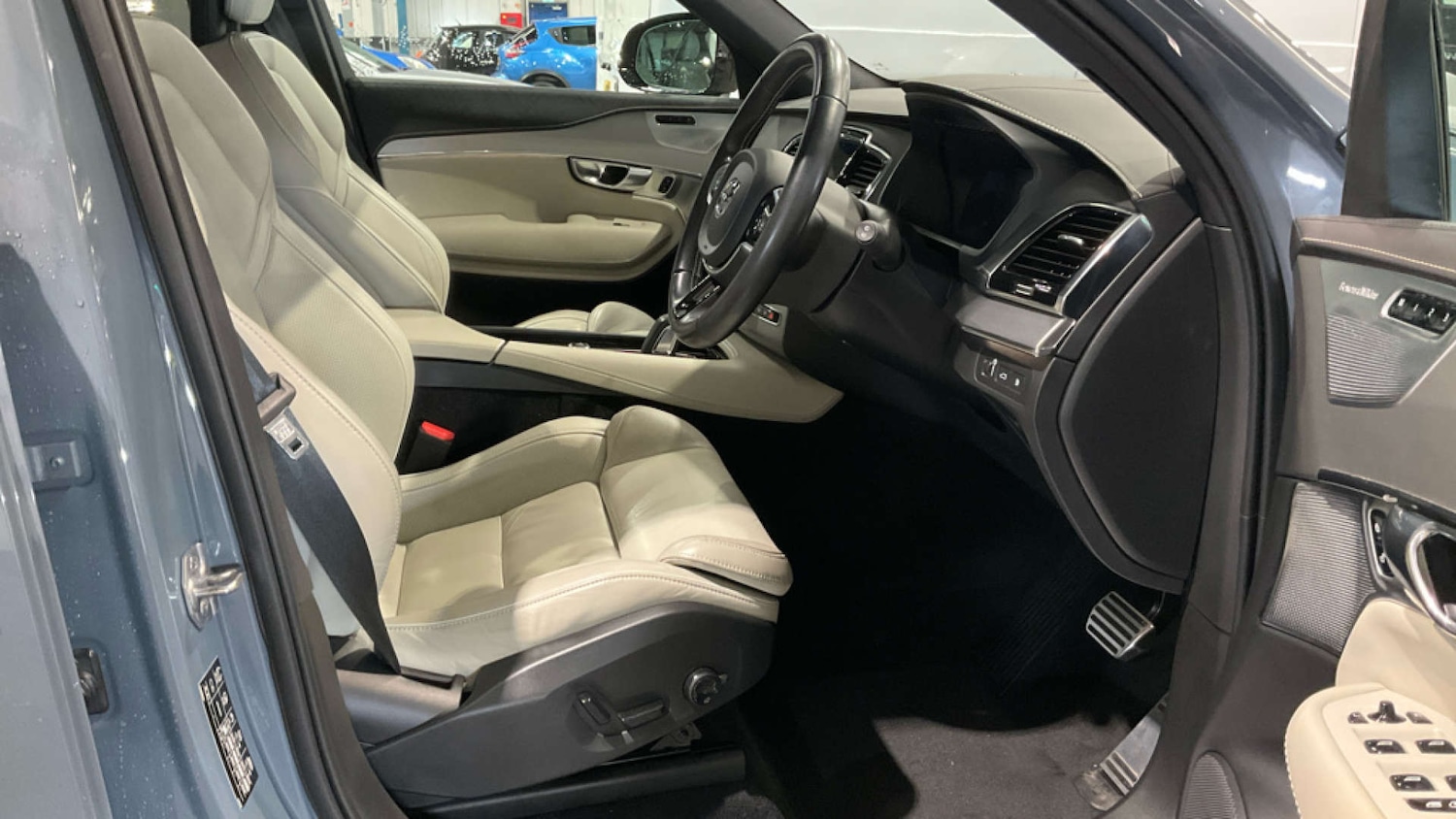 Used Volvo XC90 2020 for sale - 76115724: Photo 2