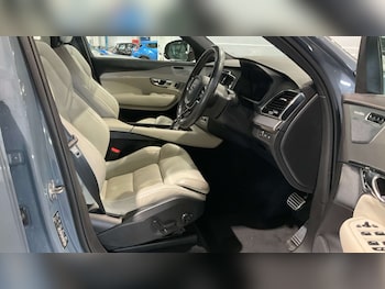 Used Volvo XC90 2020 for sale - 76115724: Photo 2