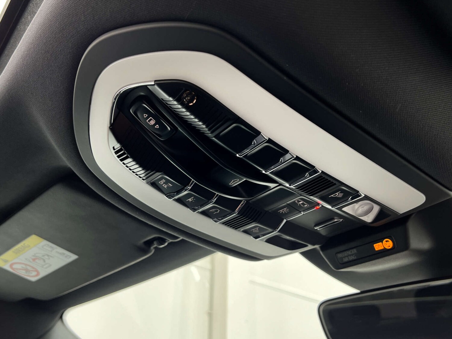 Used Porsche Macan 2025 for sale - 78080669: Photo 33