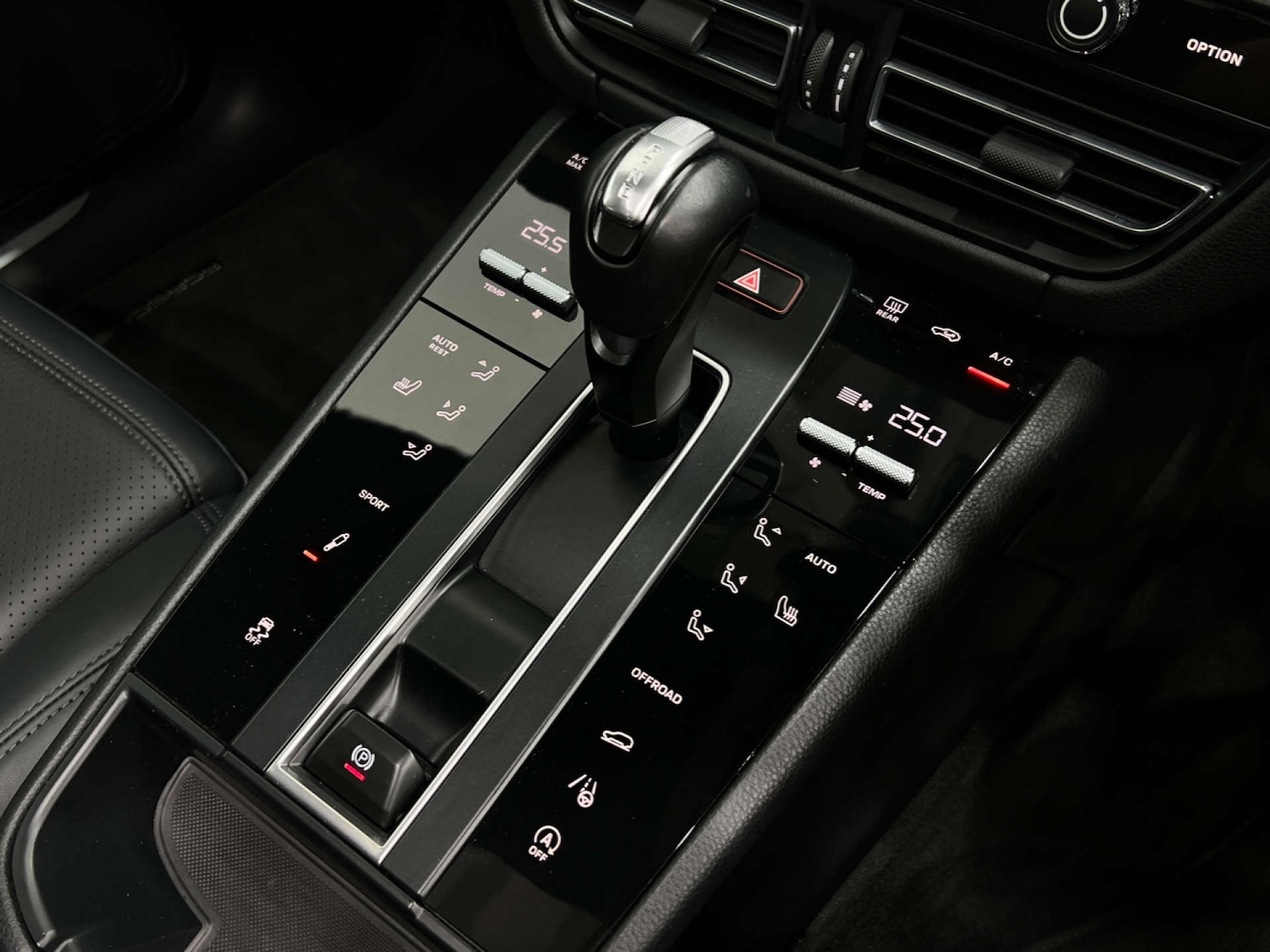 Used Porsche Macan 2025 for sale - 78080669: Photo 39