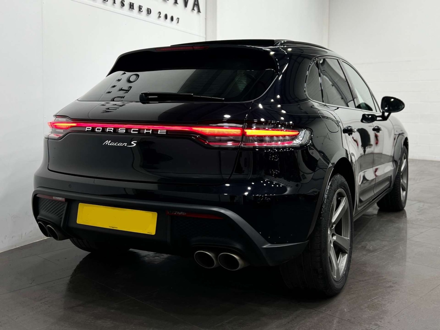 Used Porsche Macan 2025 for sale - 78080669: Photo 4