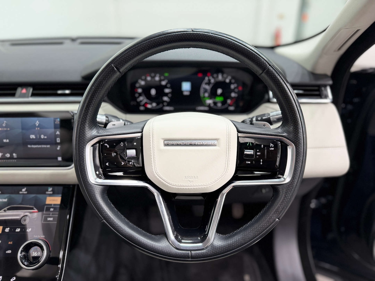 Used Land Rover Range Rover Velar 2021 for sale - 77730163: Photo 22