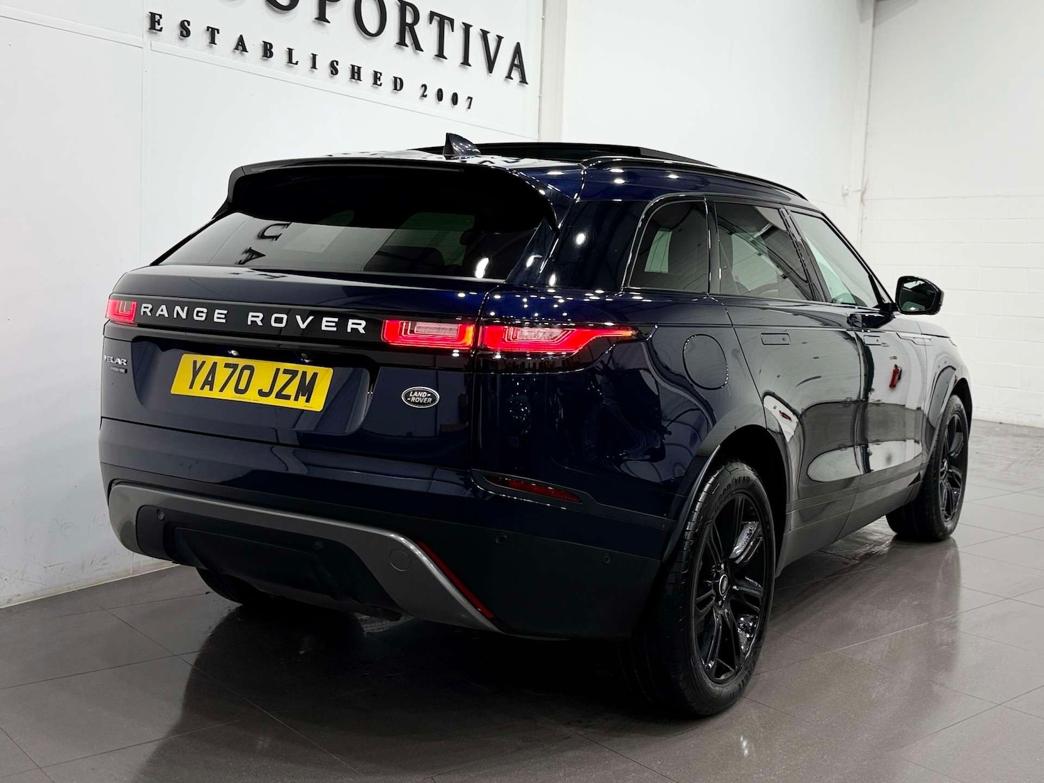 Used Land Rover Range Rover Velar 2021 for sale - 77730163: Photo 5