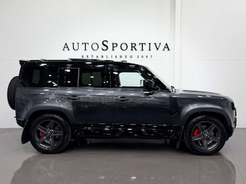 Used Land Rover Defender 2023 for sale - 79140132: Photo