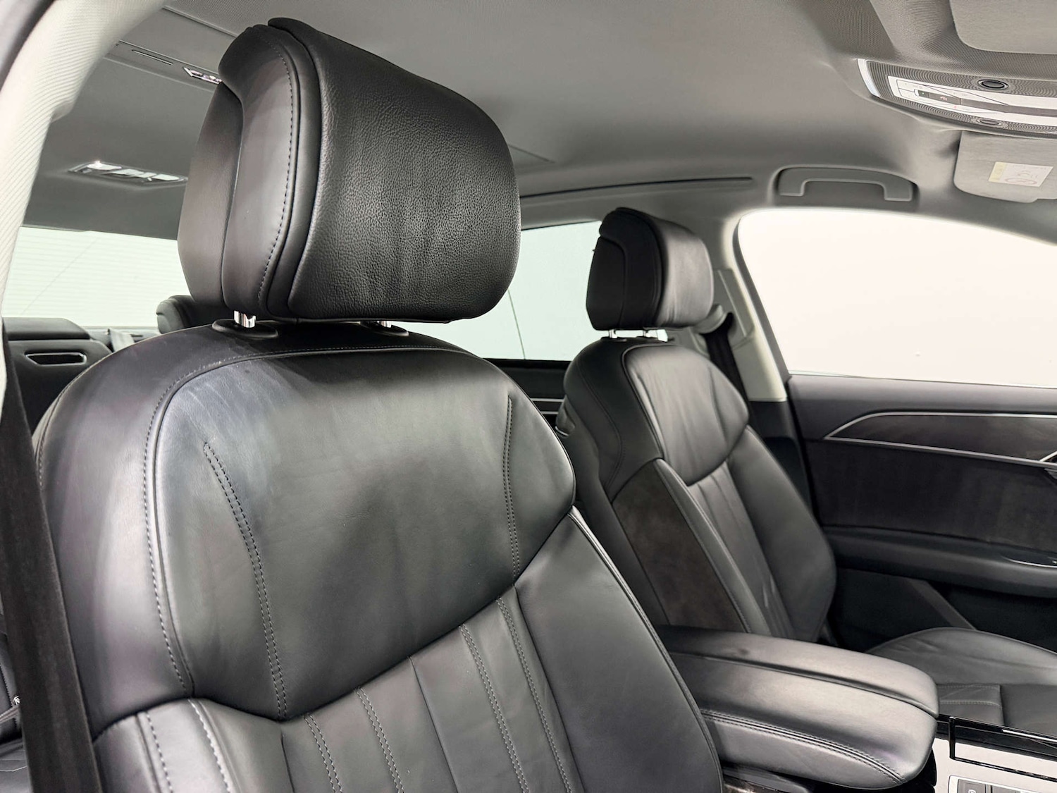 Used Audi A8 2020 for sale - 77022464: Photo 37