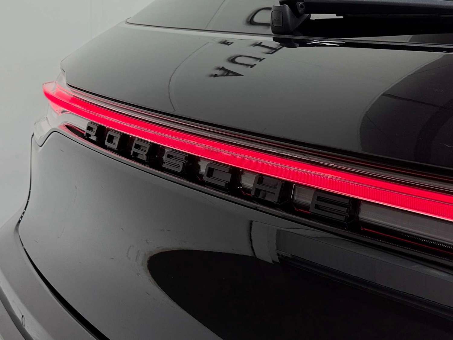 Used Porsche Macan 2023 for sale - 77038524: Photo 28