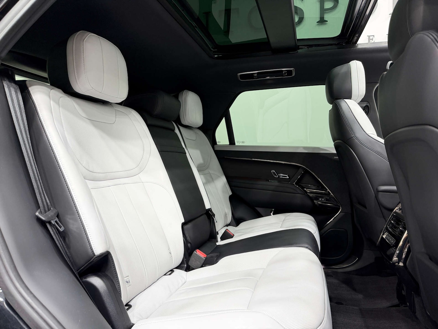 Used Land Rover Range Rover Sport 2023 for sale - 76601116: Photo 15