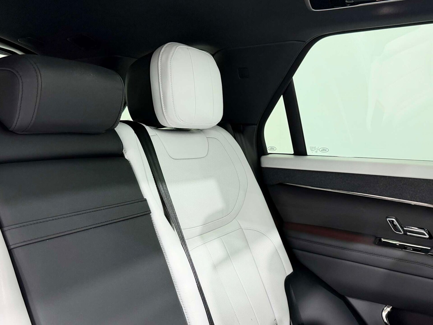 Used Land Rover Range Rover Sport 2023 for sale - 76601116: Photo 16