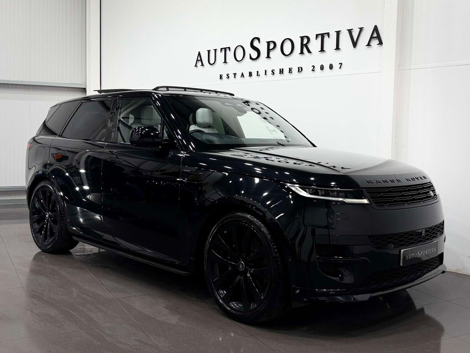 Used Land Rover Range Rover Sport 2023 for sale - 76601116: Photo 7