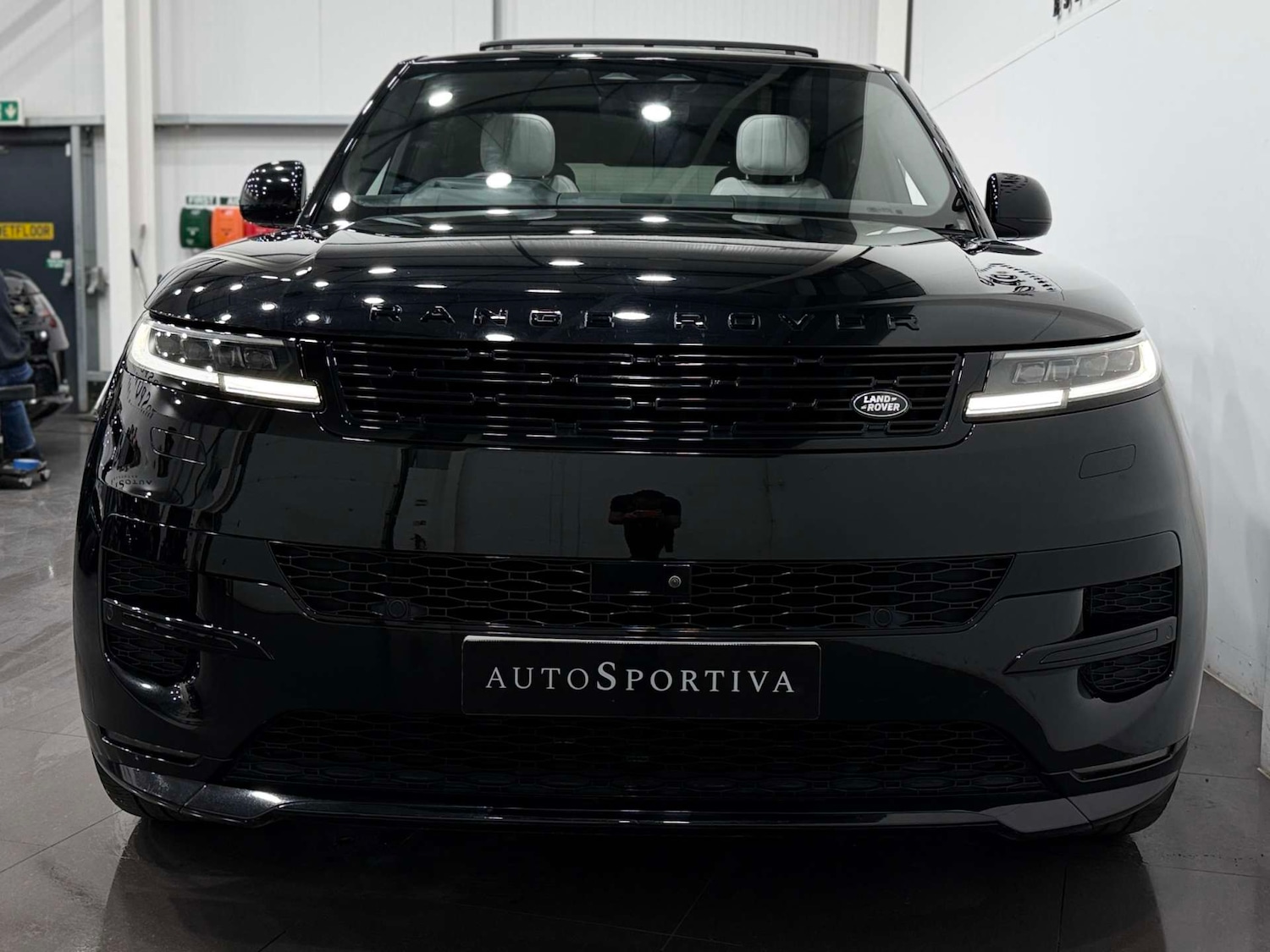 Used Land Rover Range Rover Sport 2023 for sale - 76601116: Photo 8