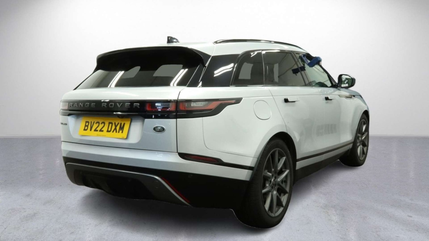 Used Land Rover Range Rover Velar 2022 for sale - 77022485: Photo 4