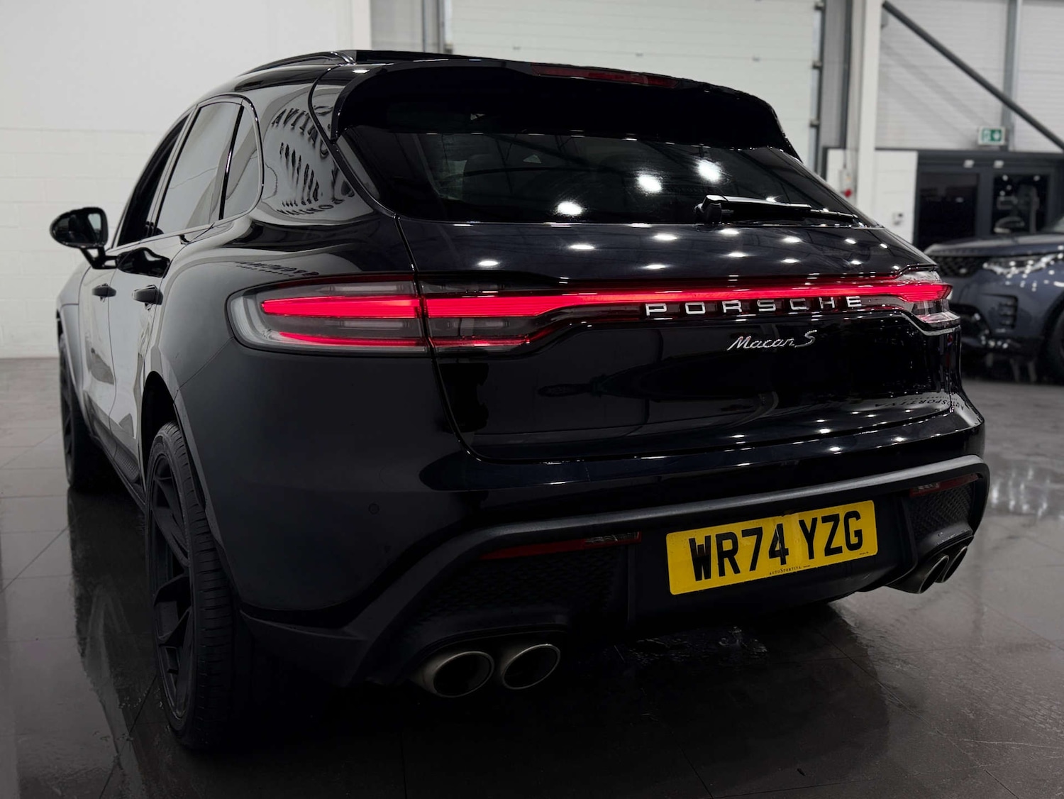 Used Porsche Macan 2024 for sale - 77833843: Photo 10