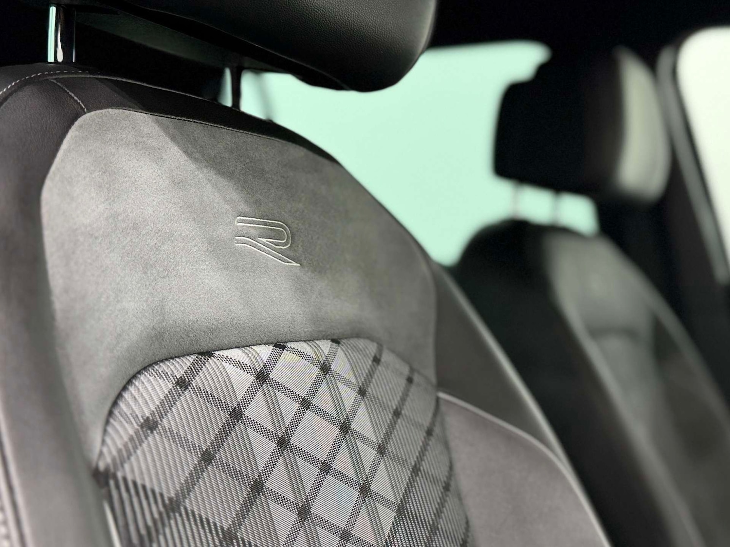 Used Volkswagen Tiguan 2020 for sale - 77211849: Photo 33