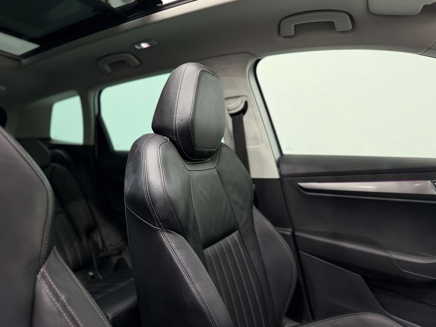 Used Skoda Karoq 2018 for sale - 76601086: Photo 37