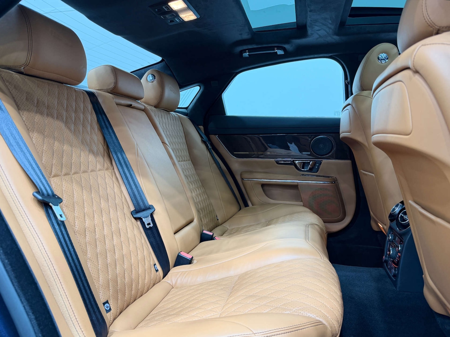 Used Jaguar XJ 2017 for sale - 77937227: Photo 20