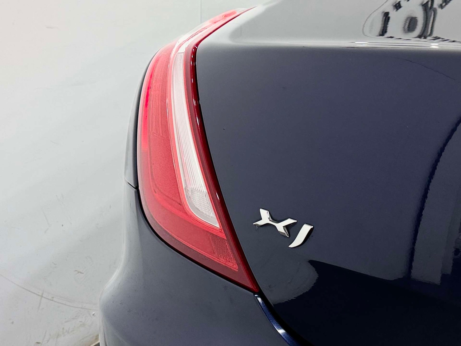 Used Jaguar XJ 2017 for sale - 77937227: Photo 26