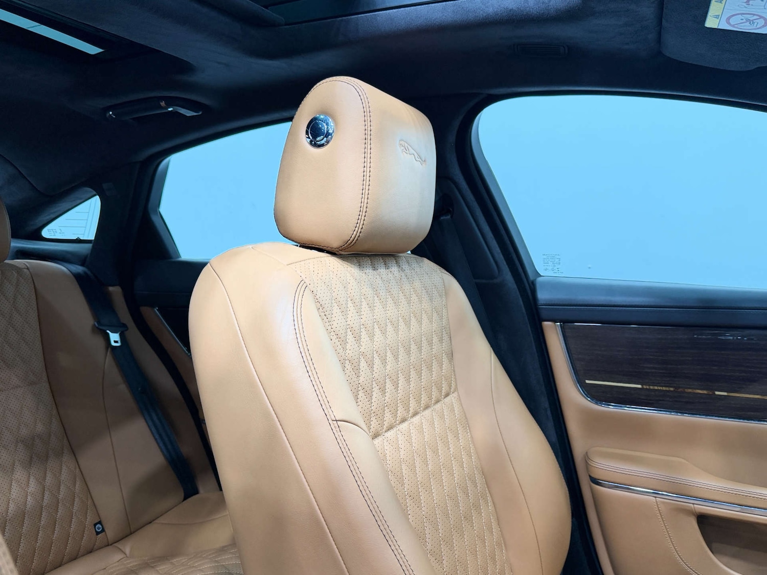 Used Jaguar XJ 2017 for sale - 77937227: Photo 44