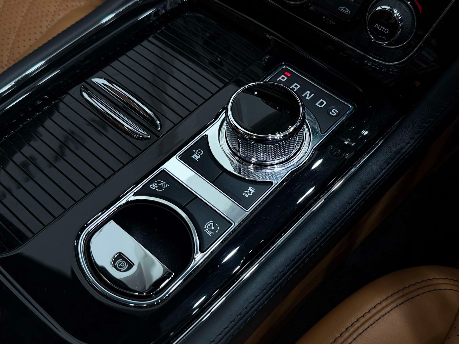 Used Jaguar XJ 2017 for sale - 77937227: Photo 50