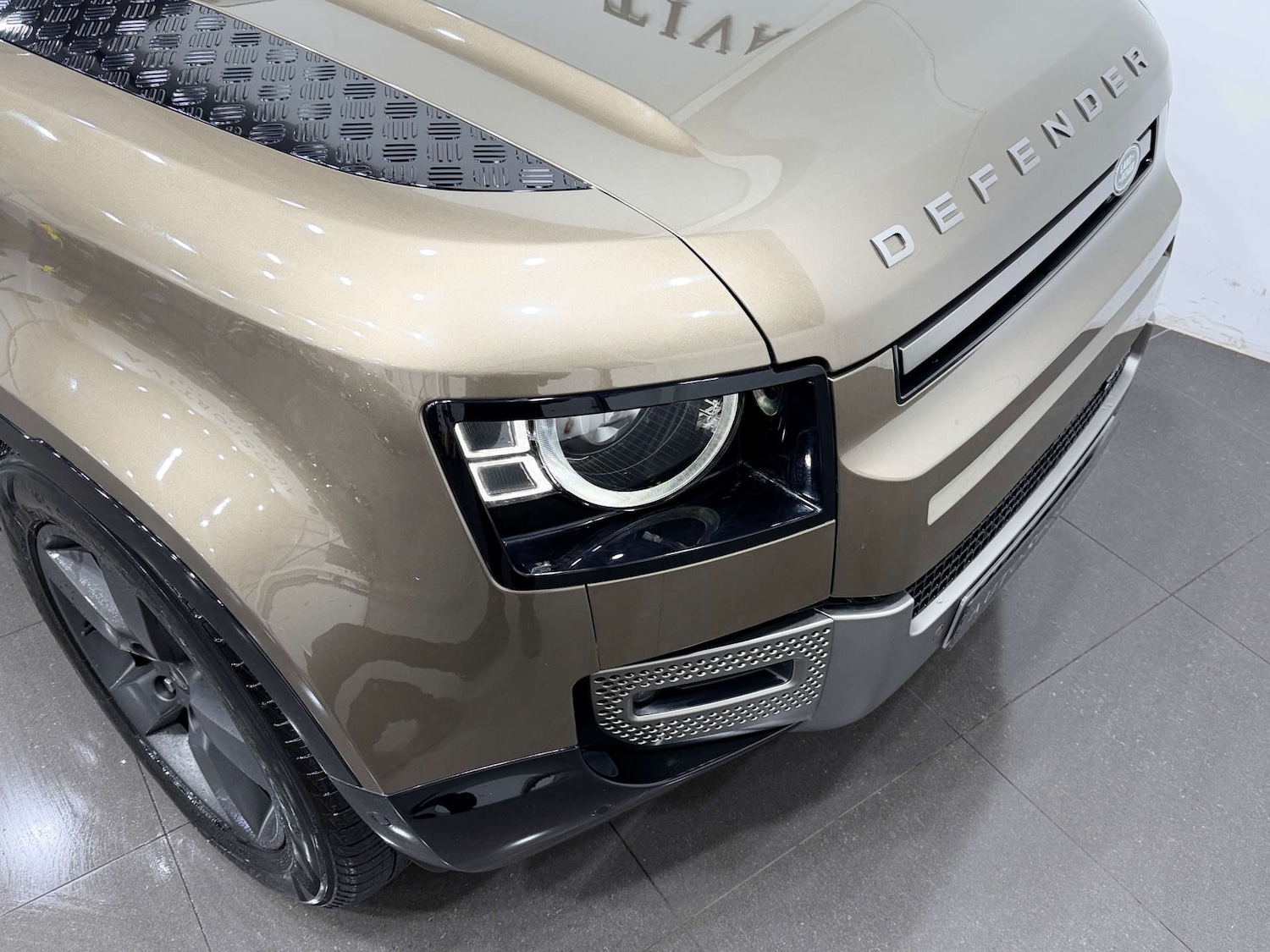 Used Land Rover Defender 2023 for sale - 77833871: Photo 35