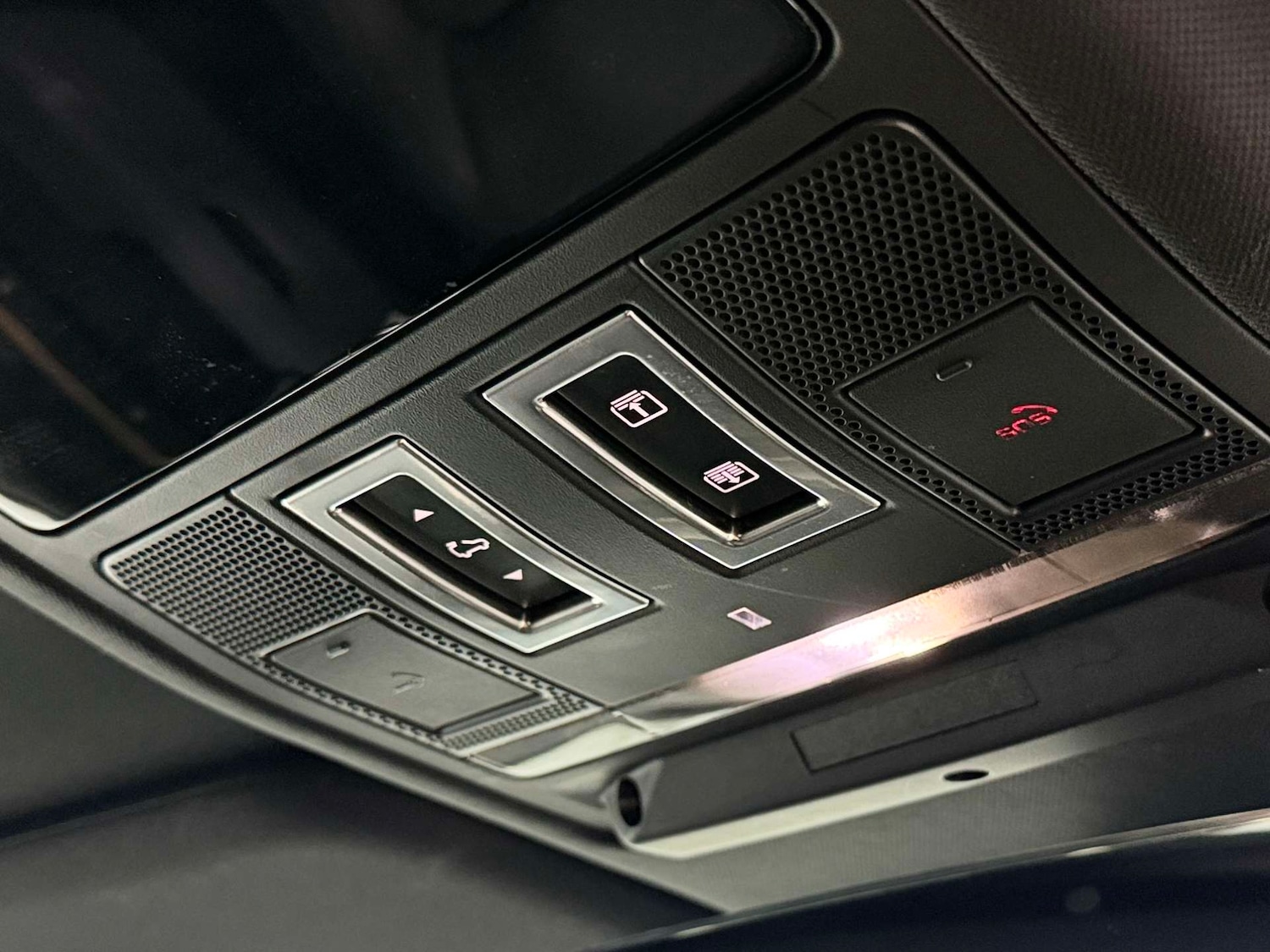 Used Land Rover Defender 2023 for sale - 77833871: Photo 42