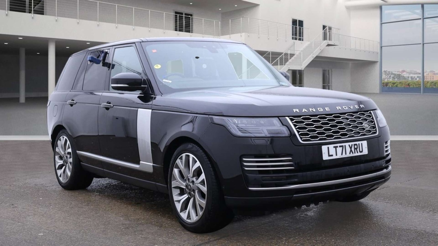 Used Land Rover Range Rover 2021 for sale - 76651445: Photo 1