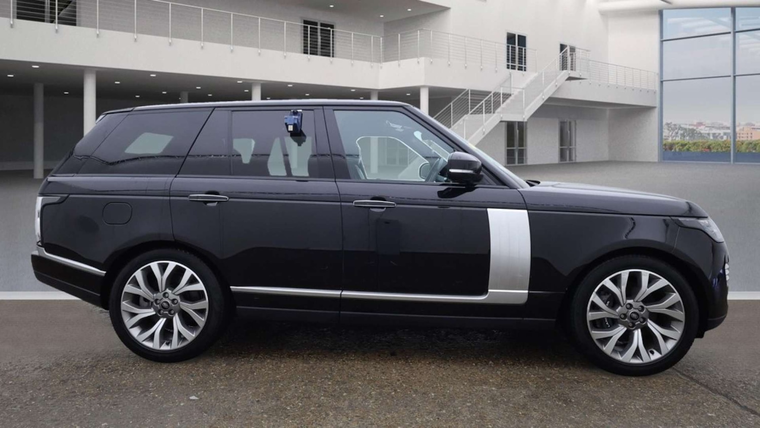 Used Land Rover Range Rover 2021 for sale - 76651445: Photo 3