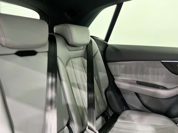 Used Audi Q8 2023 for sale - 76068152: Photo 16