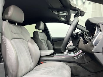 Used Audi Q8 2023 for sale - 76068152: Photo 2