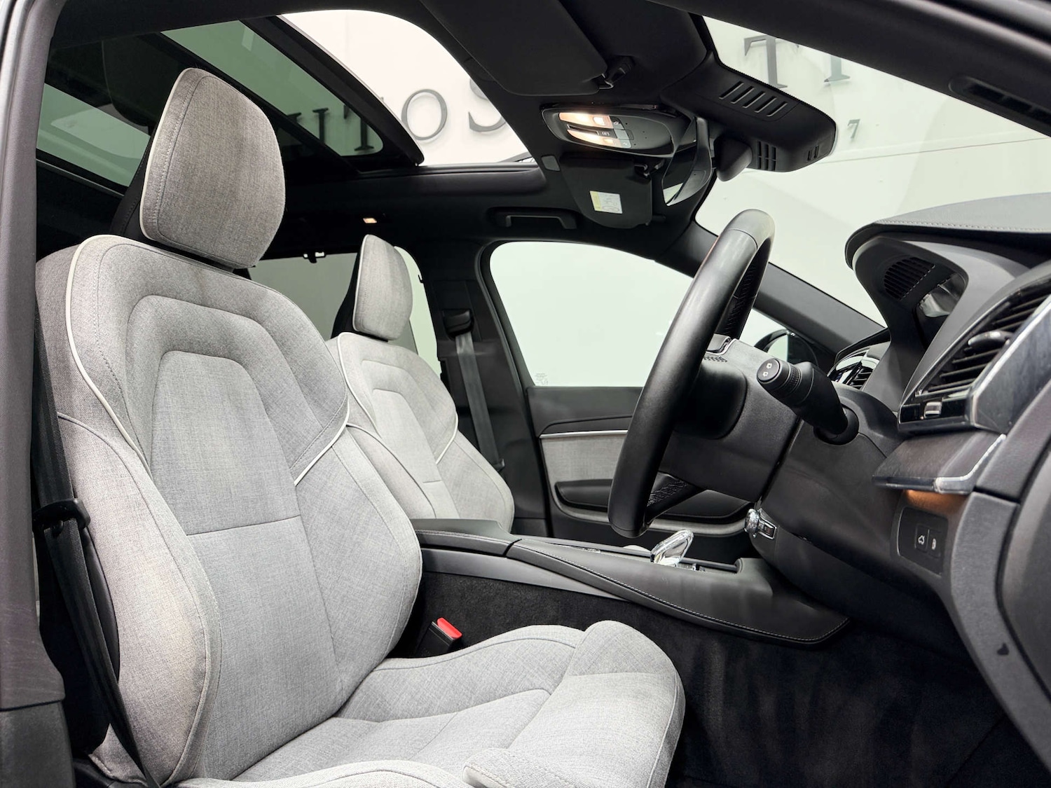 Used Volvo XC90 2022 for sale - 76724037: Photo 2