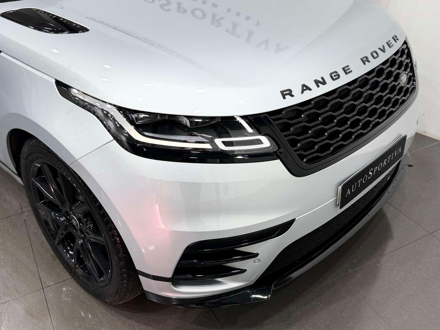 Used Land Rover Range Rover Velar 2022 for sale - 77833865: Photo 32