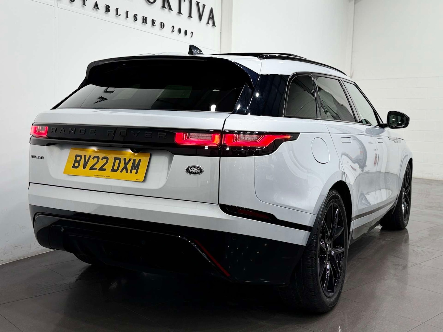 Used Land Rover Range Rover Velar 2022 for sale - 77833865: Photo 6