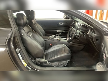 Used Ford Mustang 2022 for sale - 76148256: Photo 2