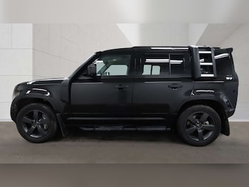 Used Land Rover Defender 2024 for sale - 78568250: Photo