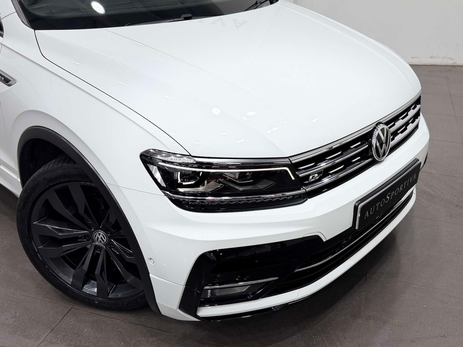 Used Volkswagen Tiguan 2020 for sale - 76330101: Photo 33