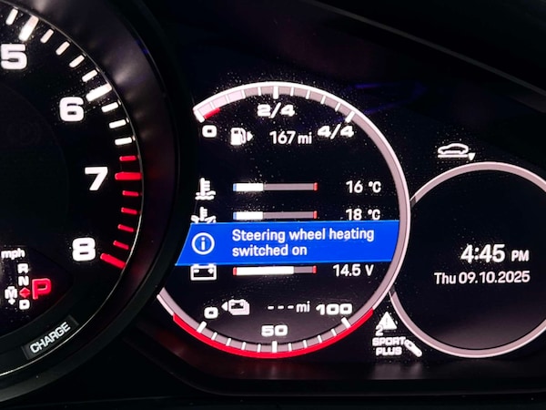 Used Porsche Panamera 2022 for sale - 76206217: Photo 25
