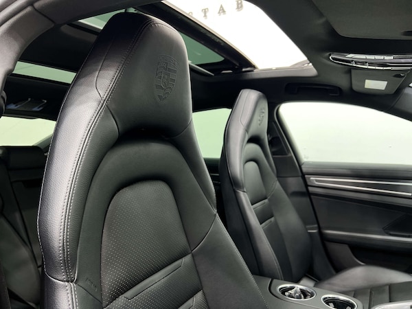 Used Porsche Panamera 2022 for sale - 76206217: Photo 32